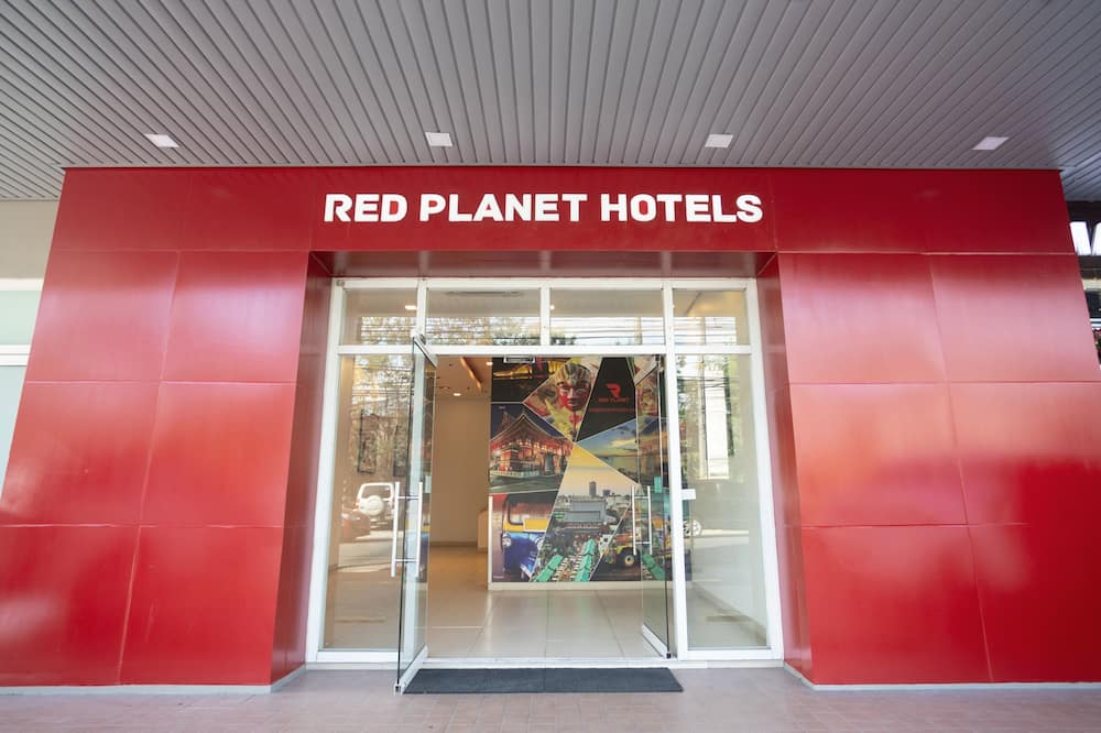 Red Planet Clark Angeles City
