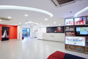 Reception hall - Red Planet Manila Malate Mabini (Manila)
