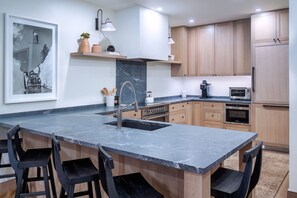Luxury Condo, 2 Bedrooms | Private kitchen | Full-size fridge, microwave, oven, stovetop