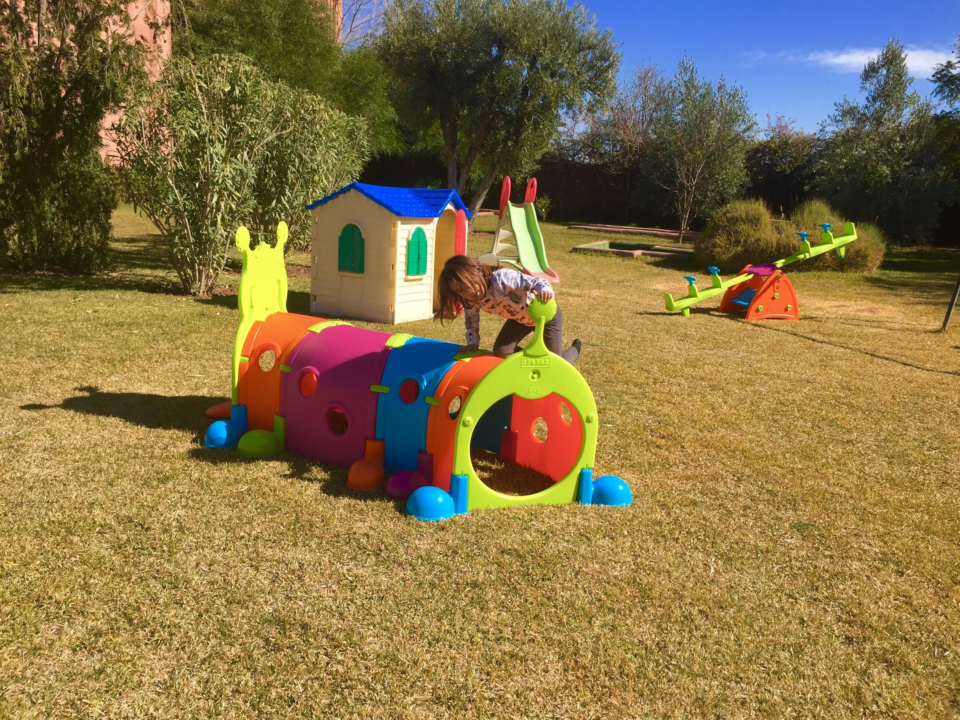 children’s play area – outdoor