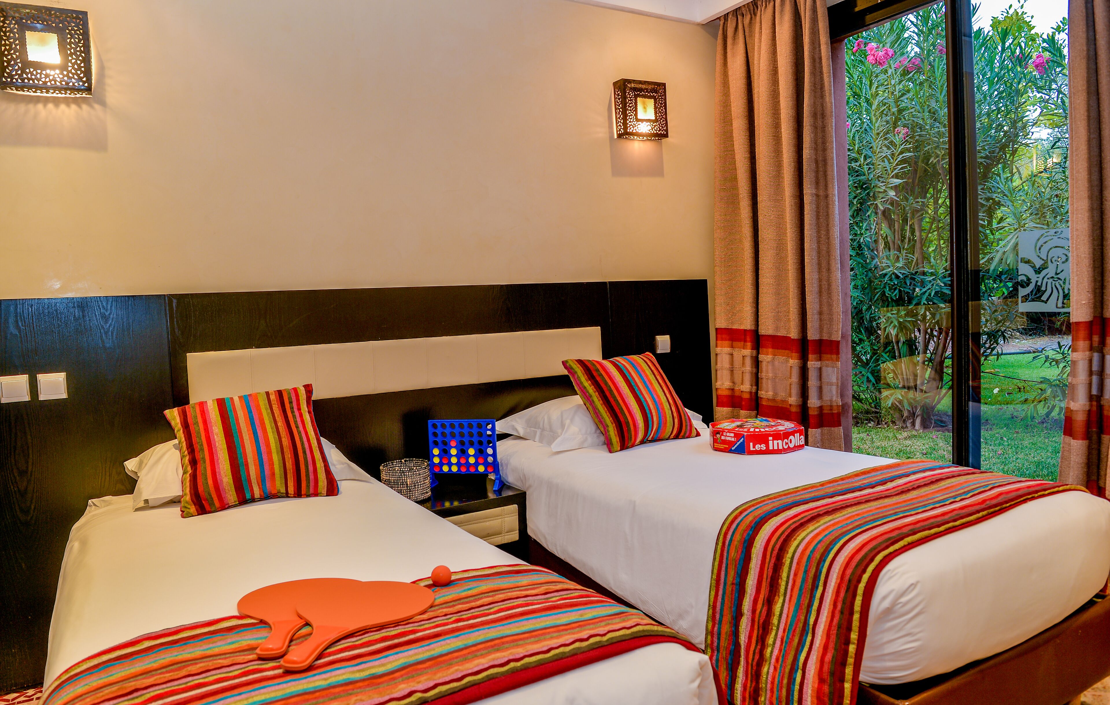 senior suite | premium bedding, iron/ironing board, bed sheets