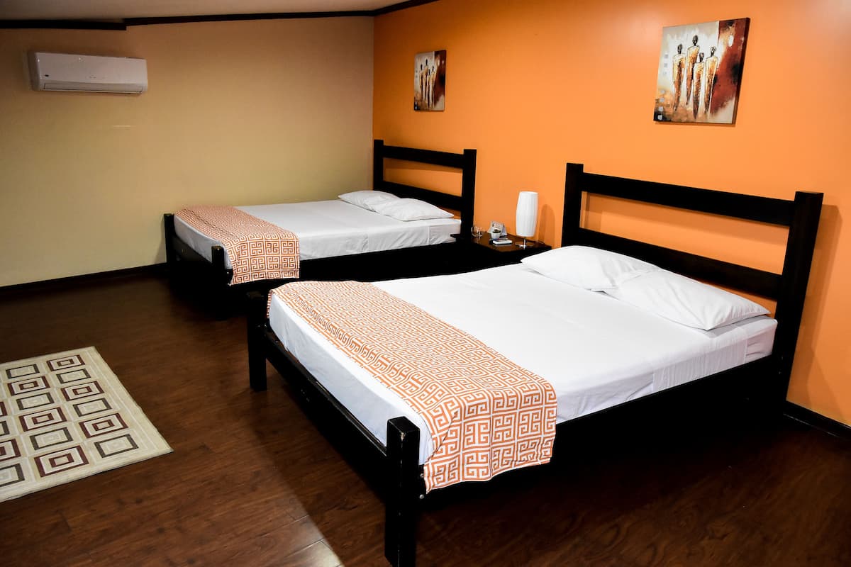 Private Room, Shared Bathroom