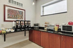 Free daily buffet breakfast
