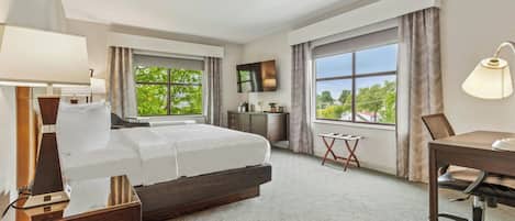 Premium bedding, in-room safe, desk, laptop workspace