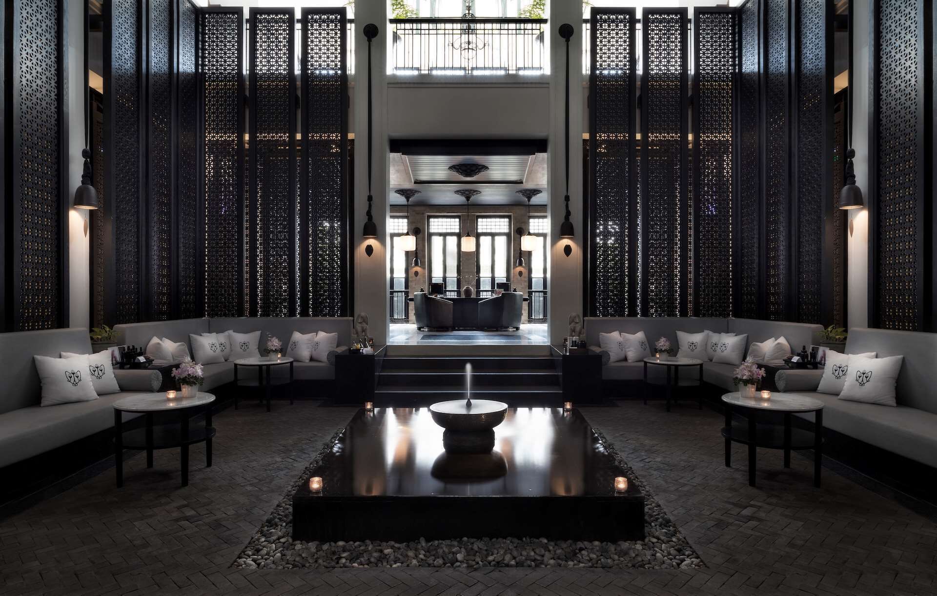 Couples treatment room(s), sauna, steam room, body treatments