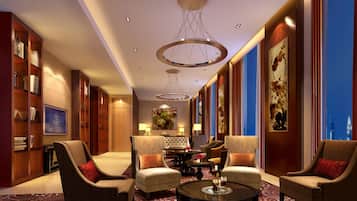 2 bars/lounges, lobby lounge, wine bar