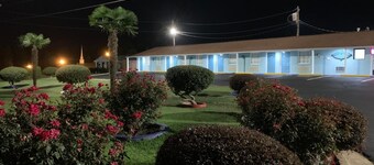 Budget Inn