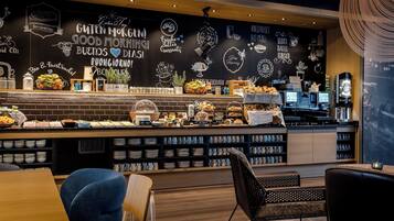Buffet breakfast for a fee on weekdays