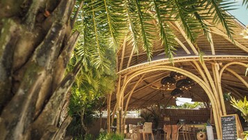 Se sirven desayunos, almuerzos y cenas