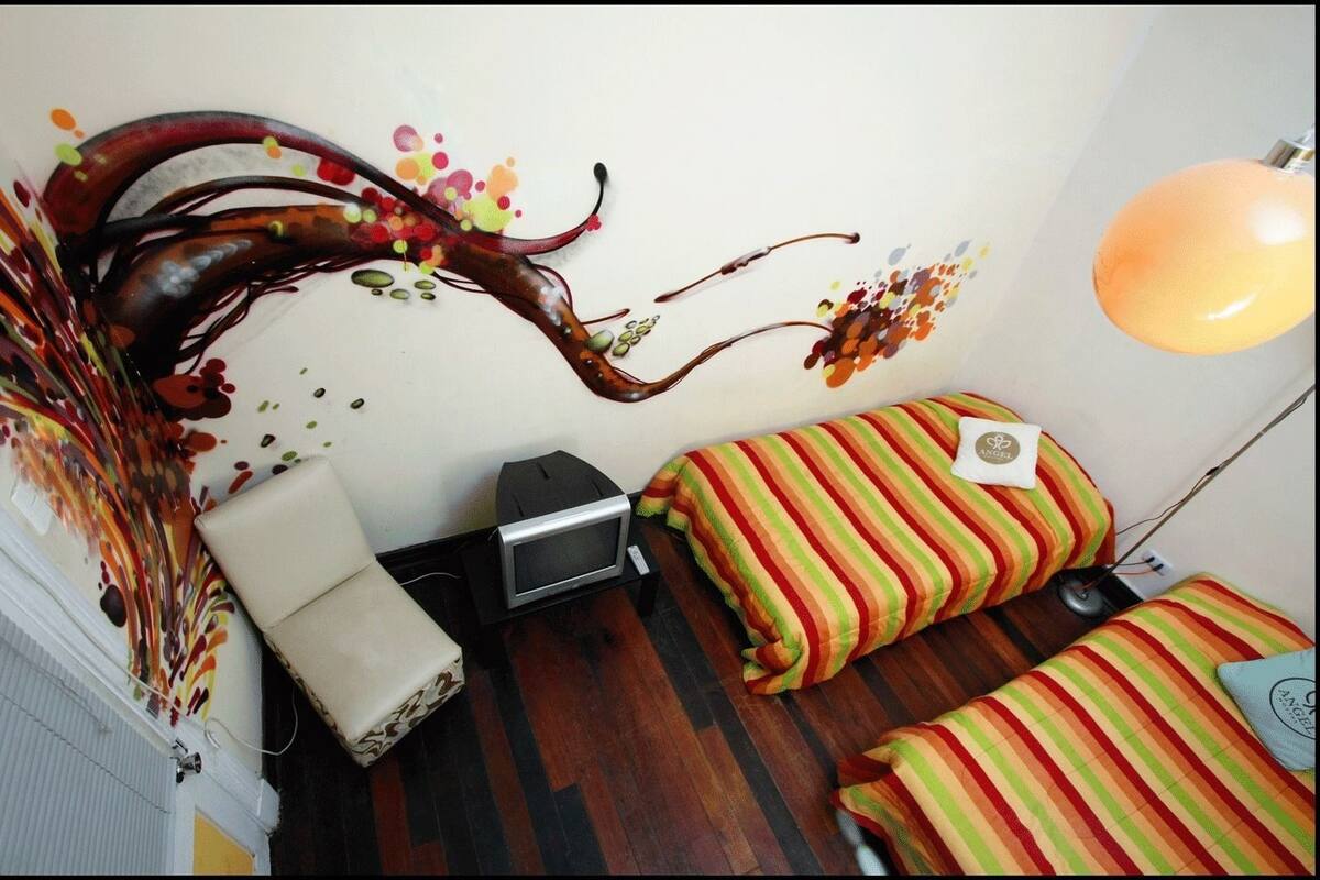 Double Room, 2 Single Beds, Shared Bathroom | Free WiFi