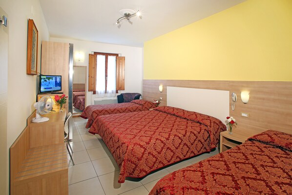 Room - Hotel Marrani (Borgo San Lorenzo)