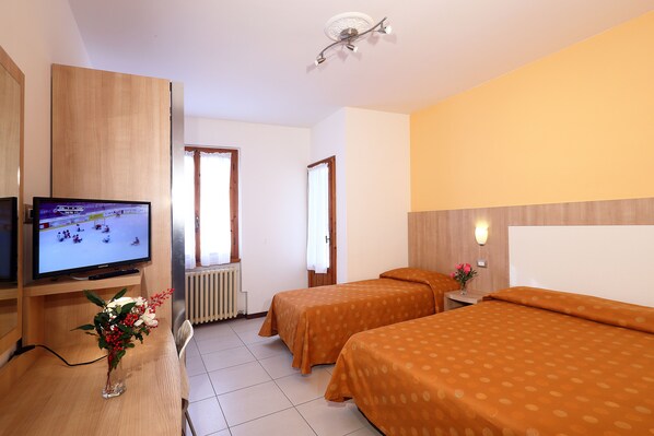 Room - Hotel Marrani (Borgo San Lorenzo)