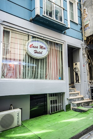 Property entrance - Hotel Casa Mia Old City (Istanbul)