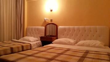 Room With Mineral Water Jakuzzi | Desk, blackout drapes, iron/ironing board, rollaway beds