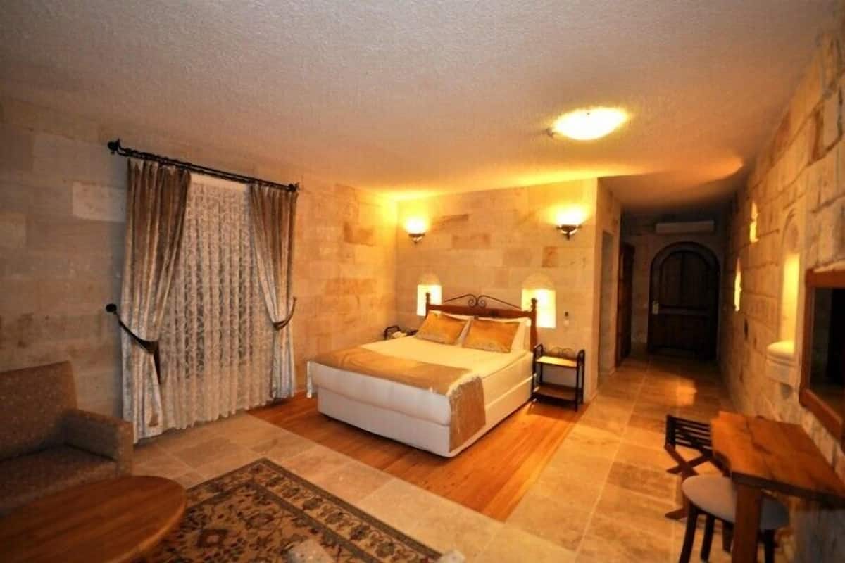 Superior Double Room | Down comforters, pillowtop beds, in-room safe, blackout drapes