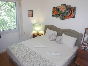 Soundproofing, rollaway beds, free WiFi - Myndos Pansiyon (Bodrum)