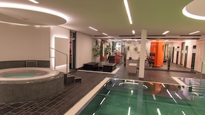 室內 Spa 池