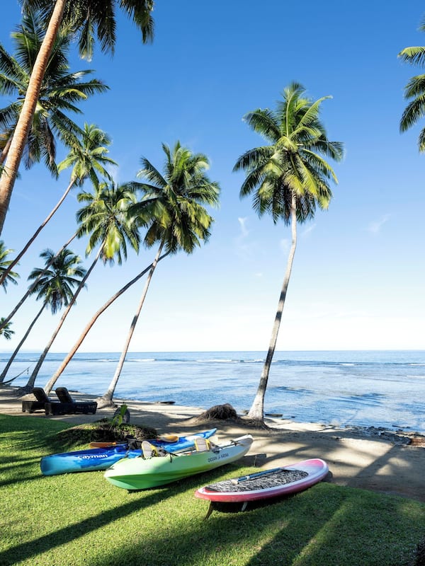 Private beach, sun loungers, beach umbrellas, beach towels
