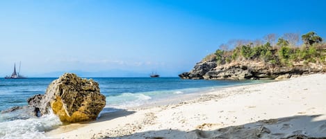 Plage privée, plongée sous-marine, snorkeling, canoë