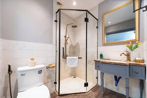 Family Room, 2 Double Beds | Bathroom - Sabina Residence - Stellar Boutique Hotel (Ho Chi Minh City)