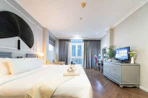 Suite Room | Minibar, desk, soundproofing, free WiFi - Sabina Residence - Stellar Boutique Hotel (Ho Chi Minh City)