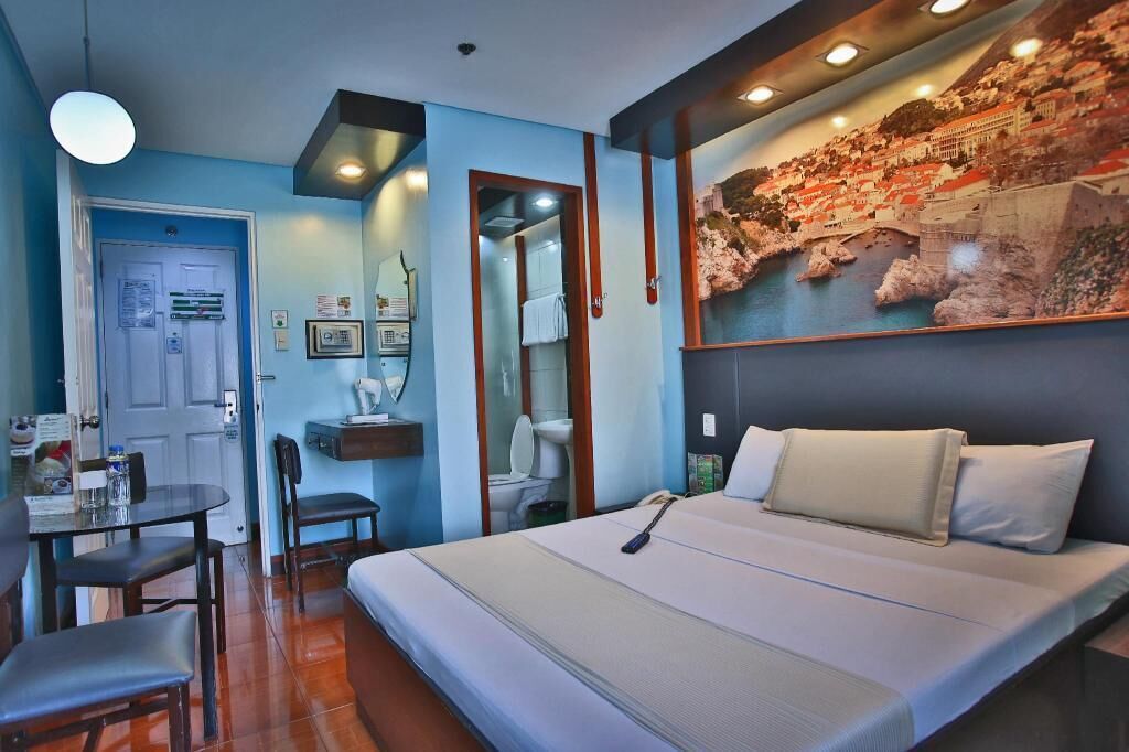 In-room safe, desk, iron/ironing board, rollaway beds