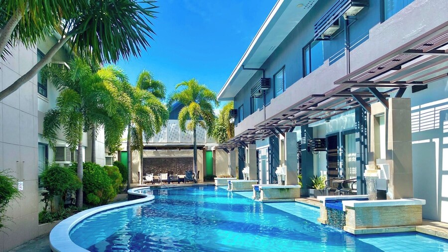 Circle Inn - Hotel & Suites