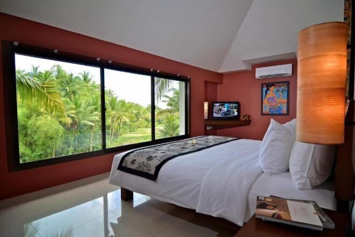 1 bedroom, free minibar, iron/ironing board, free WiFi
