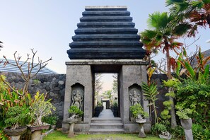 Cubrecamas, colchones con efecto memoria y minibar 