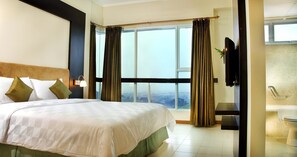 Premium bedding, in-room safe, individually furnished, desk - Marbella Suites Bandung (Bandung)