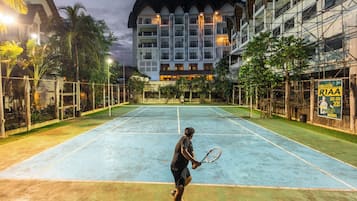 Tennis court