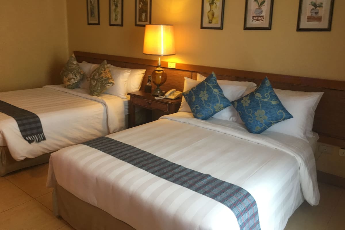 1 bedroom, in-room safe, free WiFi, bed sheets