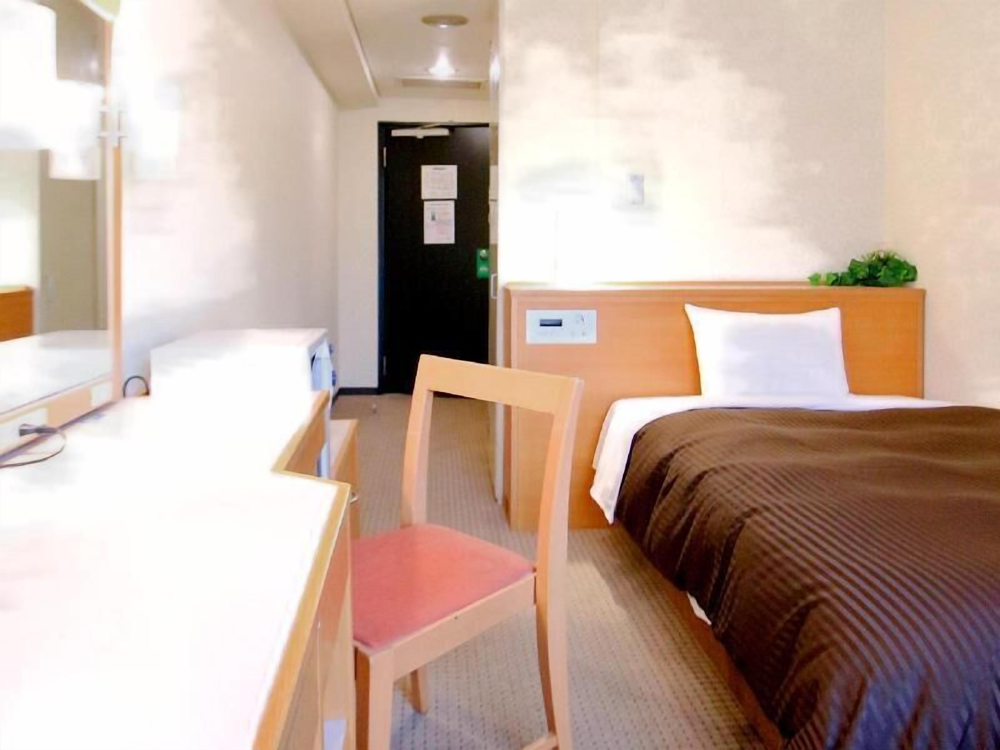 Ropa de cama de alta calidad, camas Select Comfort y muebles diferentes 