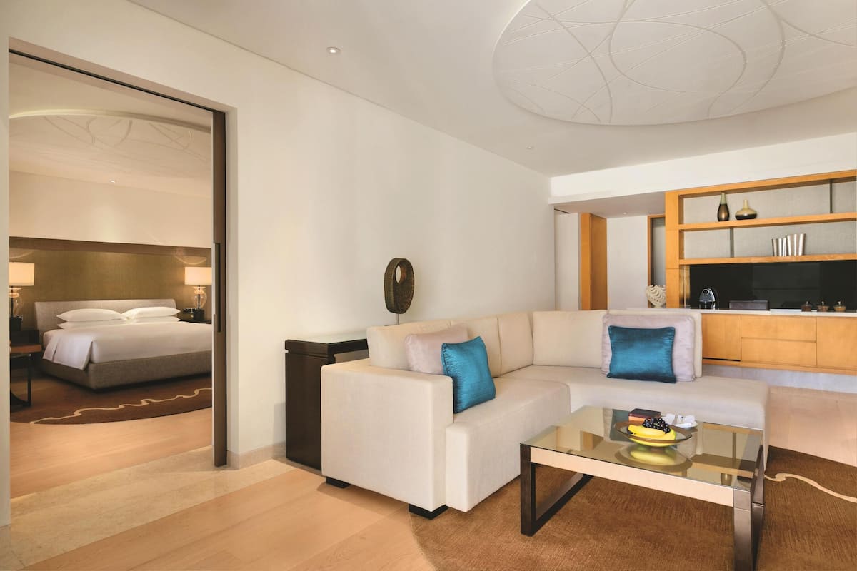 Executive Suite, Ocean View