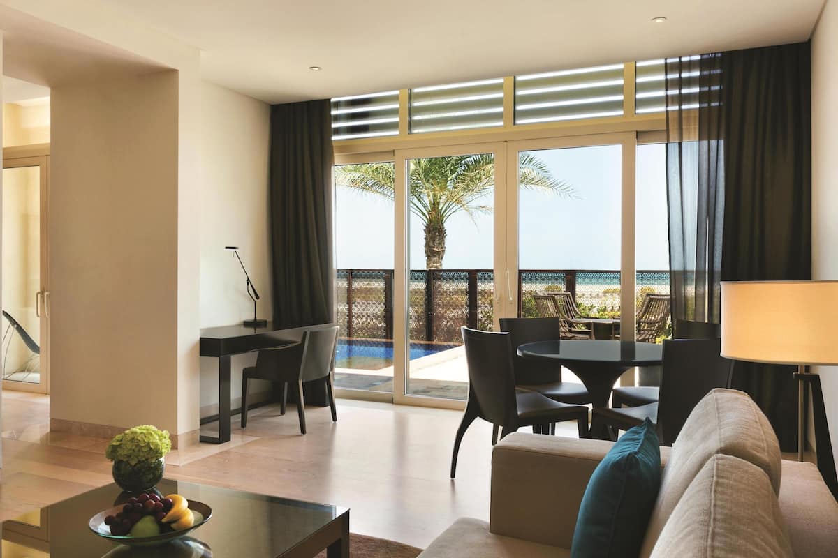 Vila, 1 kamar tidur, pemandangan pantai (Plunge Pool) | Seprai katun Mesir, seprai premium, isi minibar gratis, dan brankas