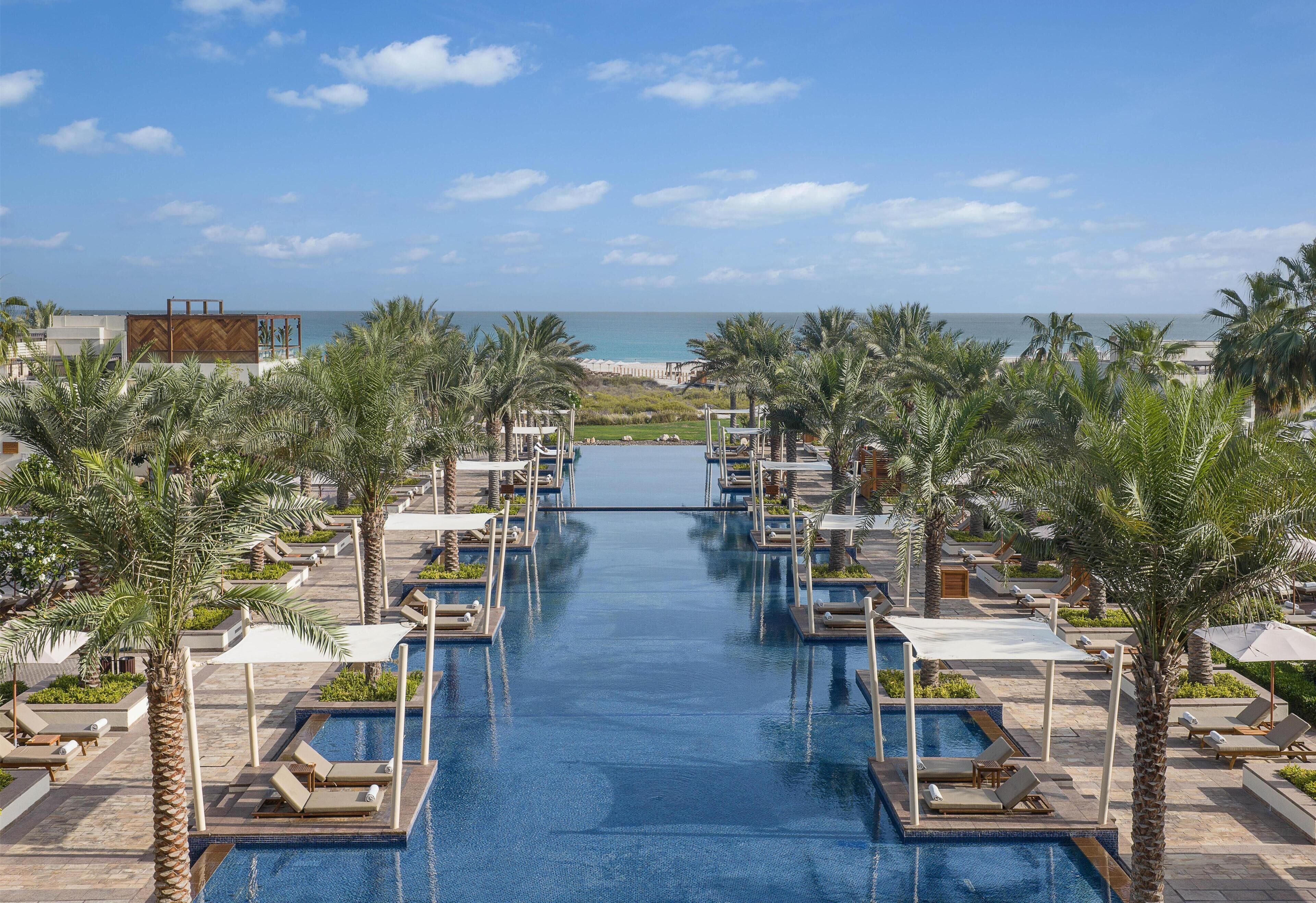 5 outdoor pools, pool umbrellas, pool loungers