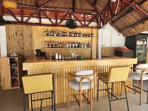 Bar (on property) - Mana Muine Beach Resort (Phan Thiet)