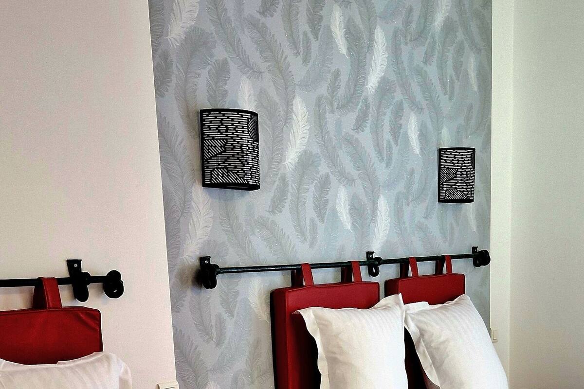 premium bedding, desk, soundproofing, free wifi