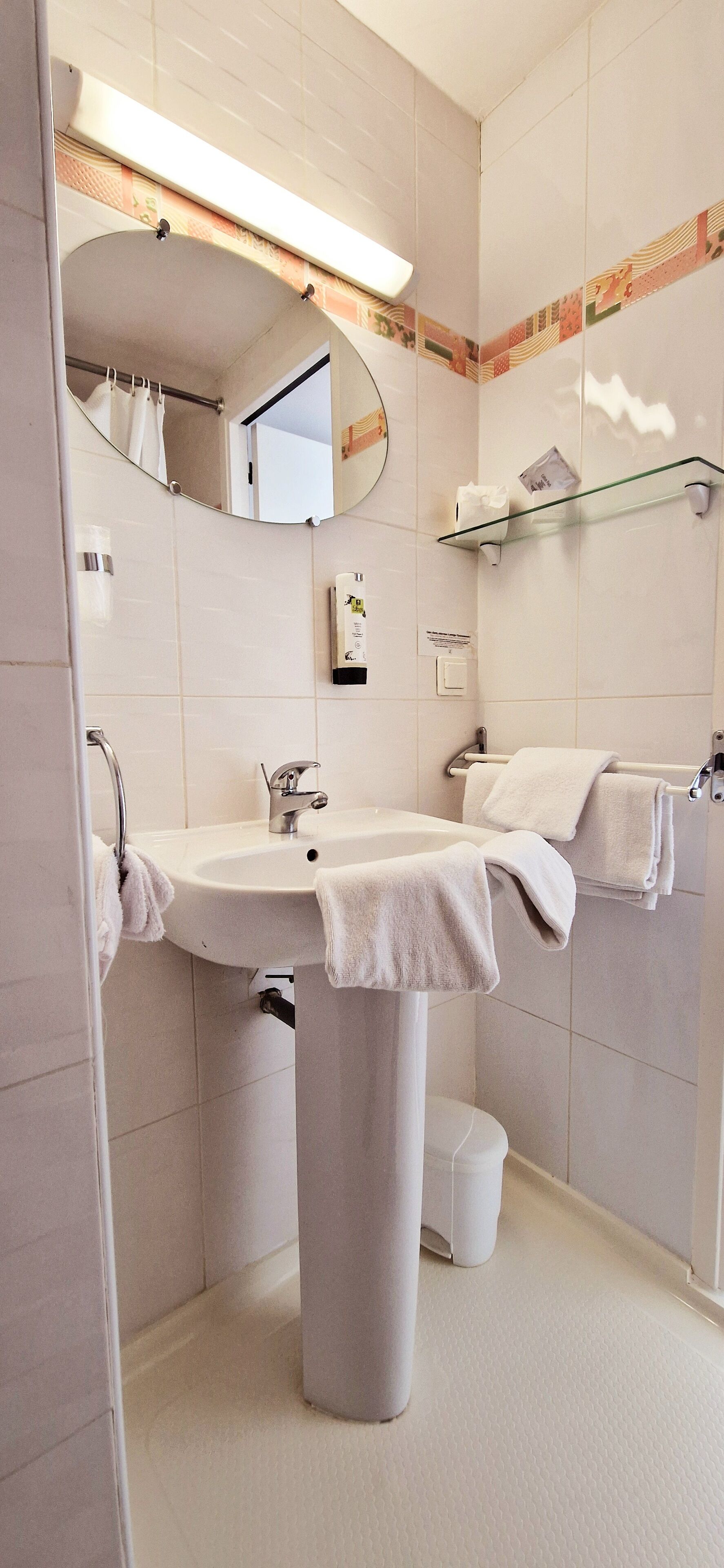 premium bedding, desk, soundproofing, free wifi