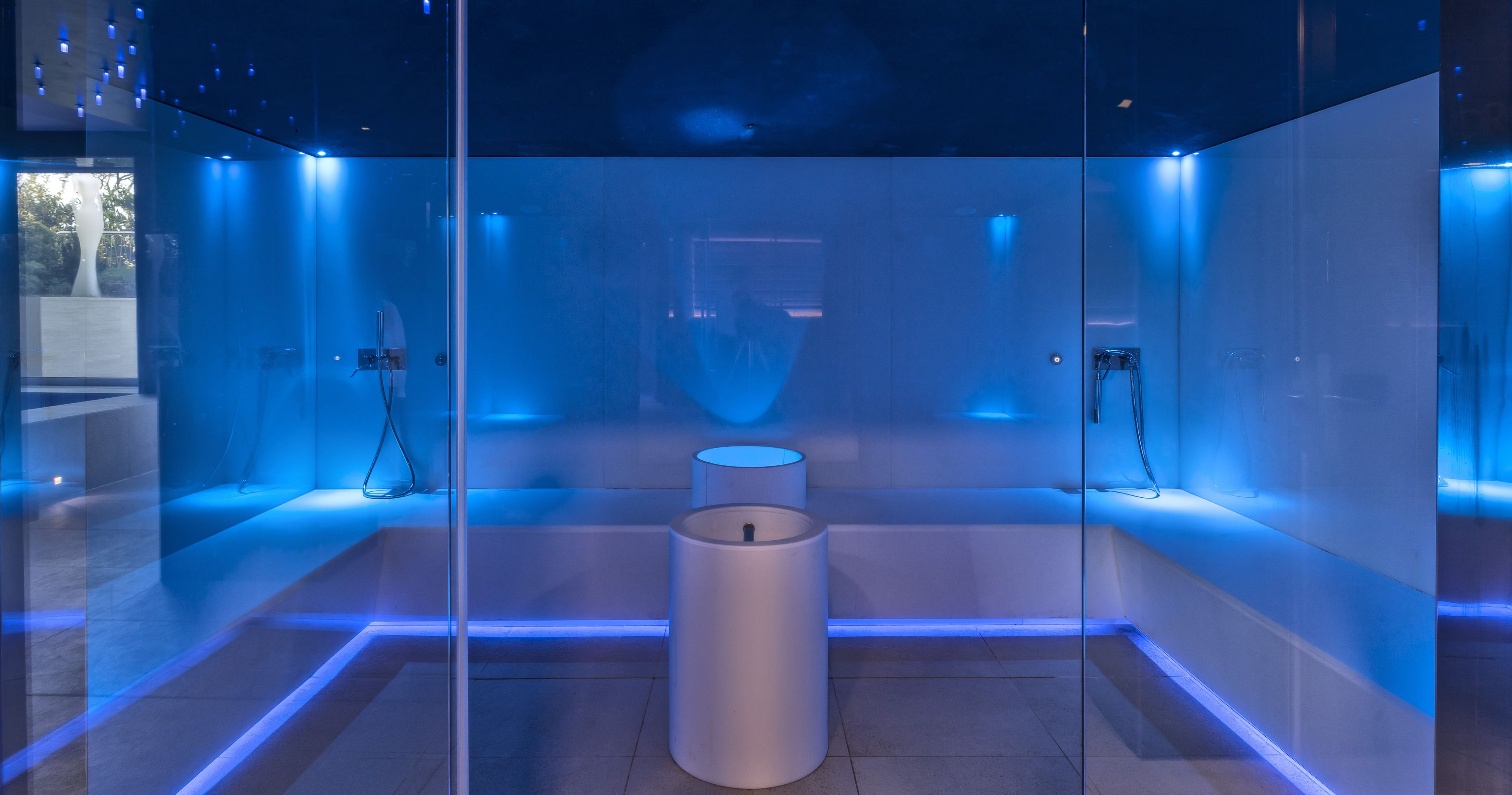 couples treatment room(s), sauna, hot tub, turkish bath/hammam