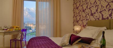 1 dormitori, roba de llit d'alta qualitat, cobrellits i minibar