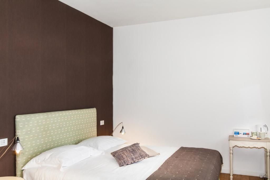 comfort single room | premium bedding, down duvets, minibar, in-room safe