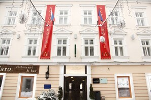 Exterior - Actum Hotel (Kranj)