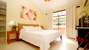 Superior Room | Minibar, in-room safe, desk, blackout drapes