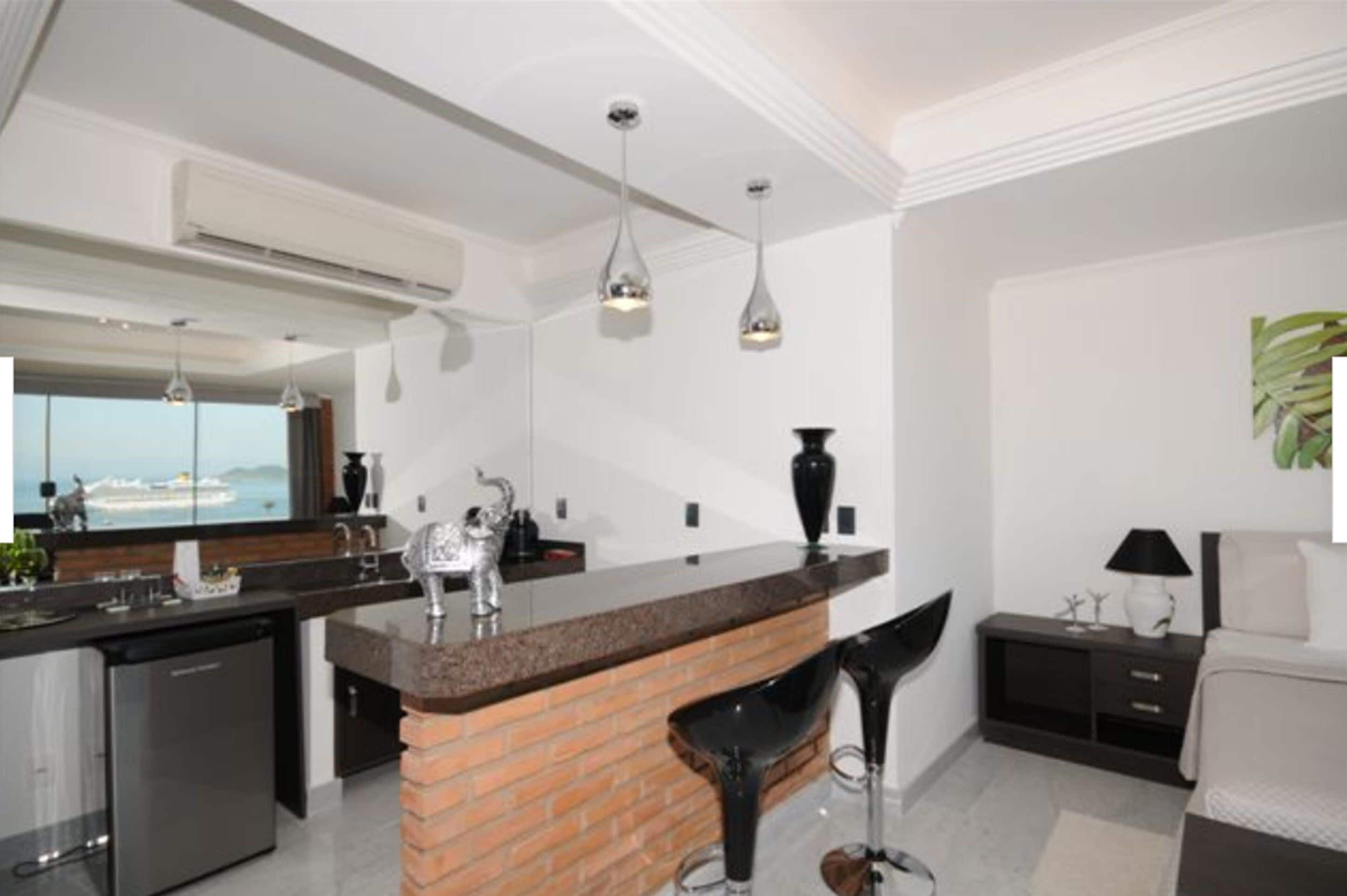 1 bedroom, minibar, in-room safe, individually decorated