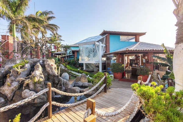 Corrimãos nos corredores