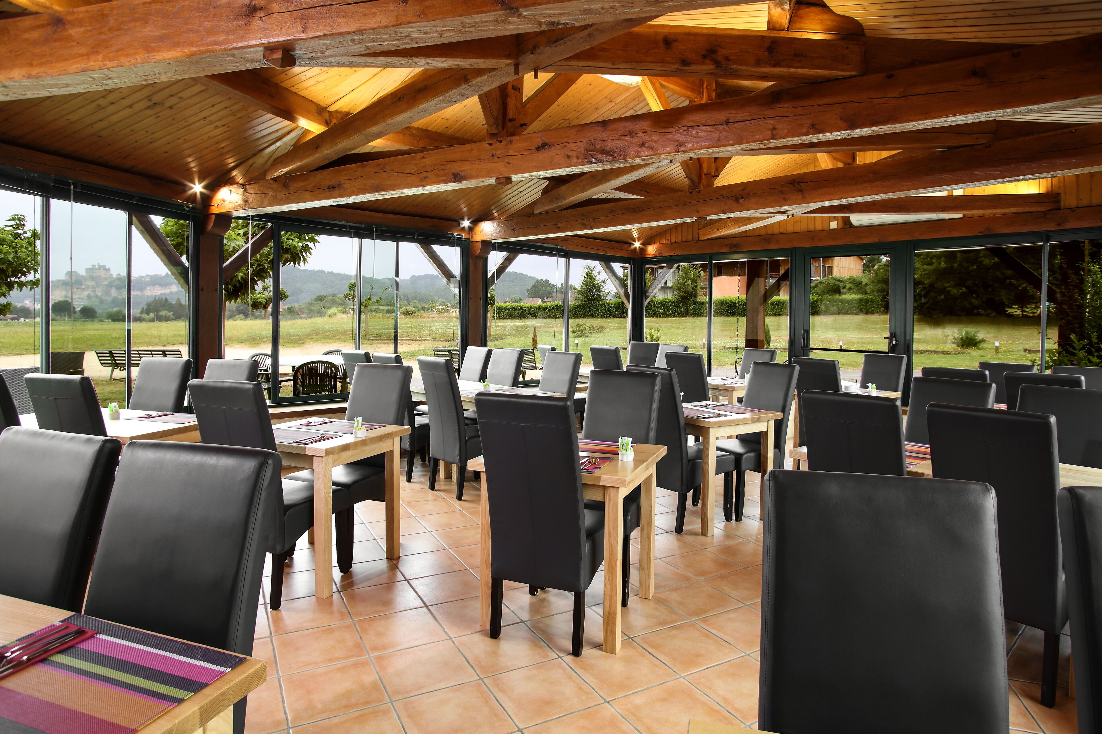 daily buffet breakfast (eur 13 per person)