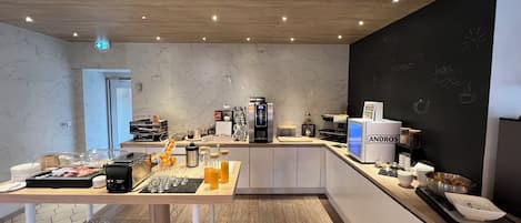 Daily buffet breakfast (EUR 12 per person)