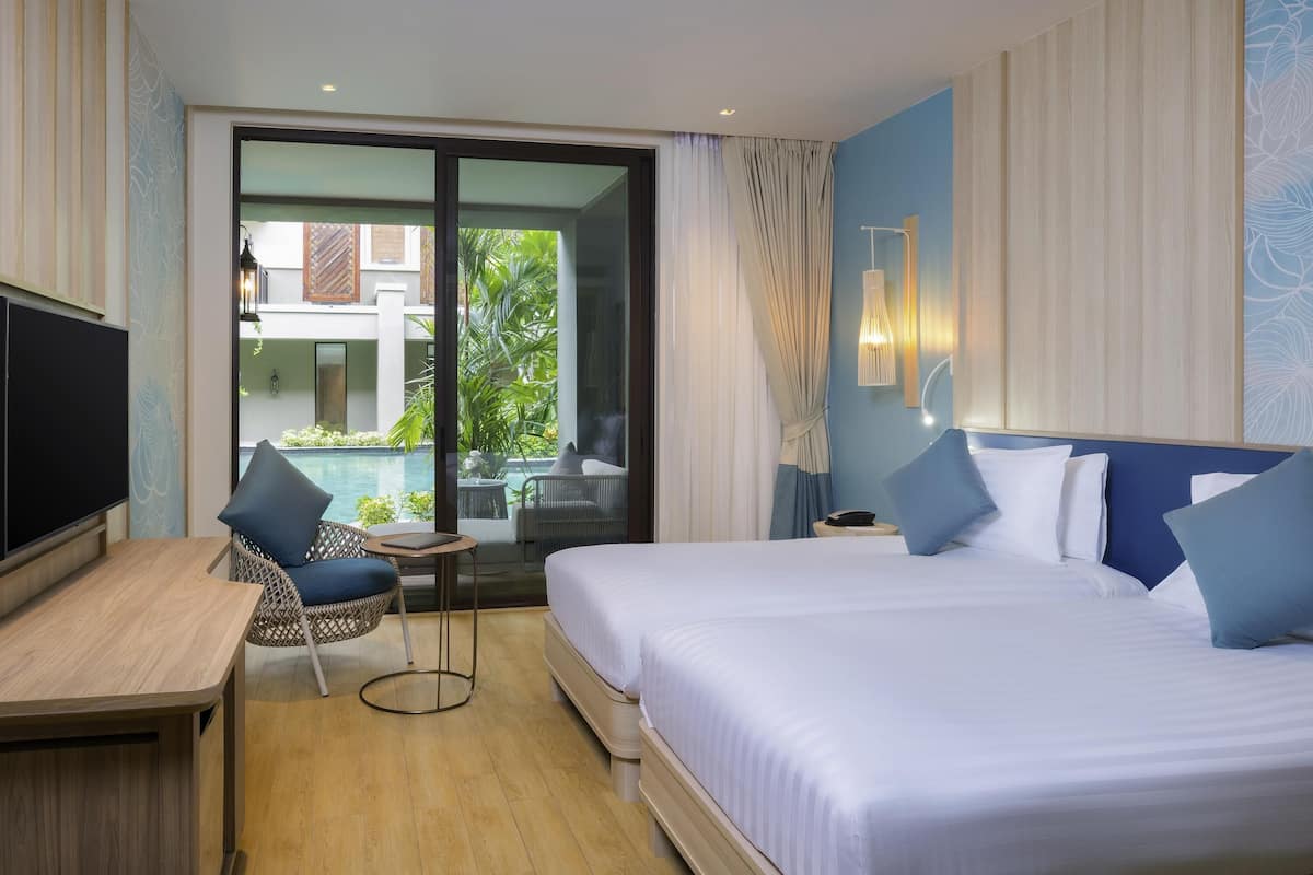 Deluxe Room, 2 Twin Beds, Pool Access (Beach Wing) | In-room safe, desk, blackout drapes, iron/ironing board