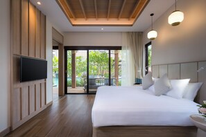 Villa, au bord de la piscine | Coffre-fort, bureau, rideaux dâobscurcissement